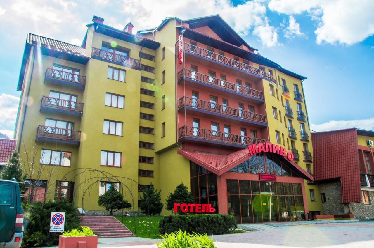 Malyvo Hotel Dilyatyn 外观 照片